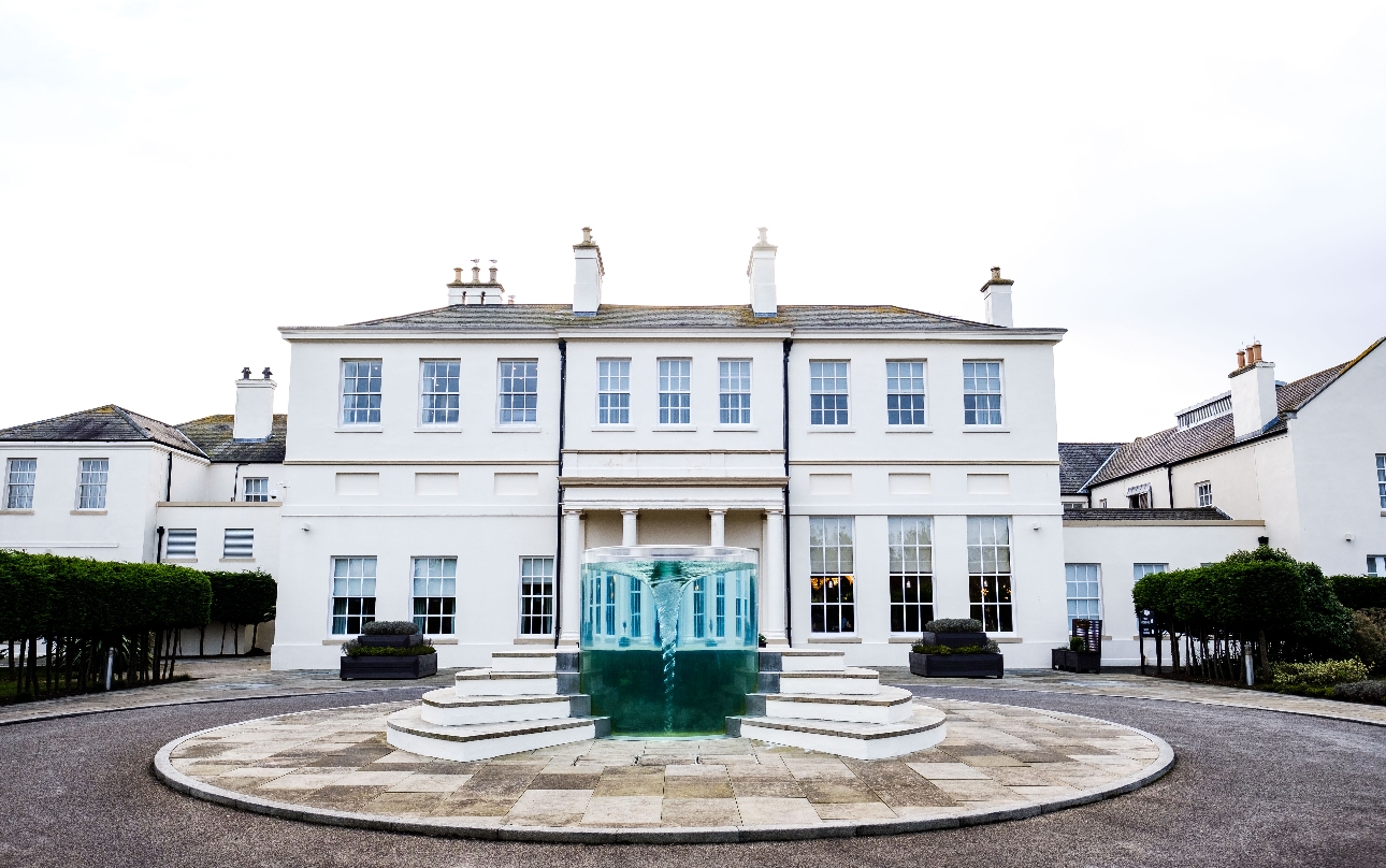 Seaham Hall front of hotel with modern water fountain